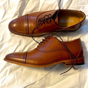 Kenneth Cole Reaction Brown/Cognac black laces - New